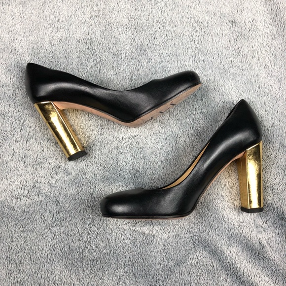 kate spade Shoes - Kate Spade Leslie Black Leather Gold Metallic Pump